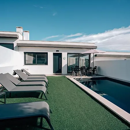 Santa Barbara Avec Piscine Chauffee Privee Villa
