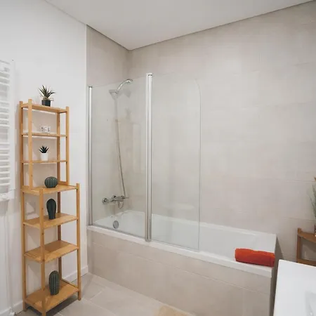 Santa Barbara Avec Piscine Chauffee Privee * Santa Barbara (Lisbon)